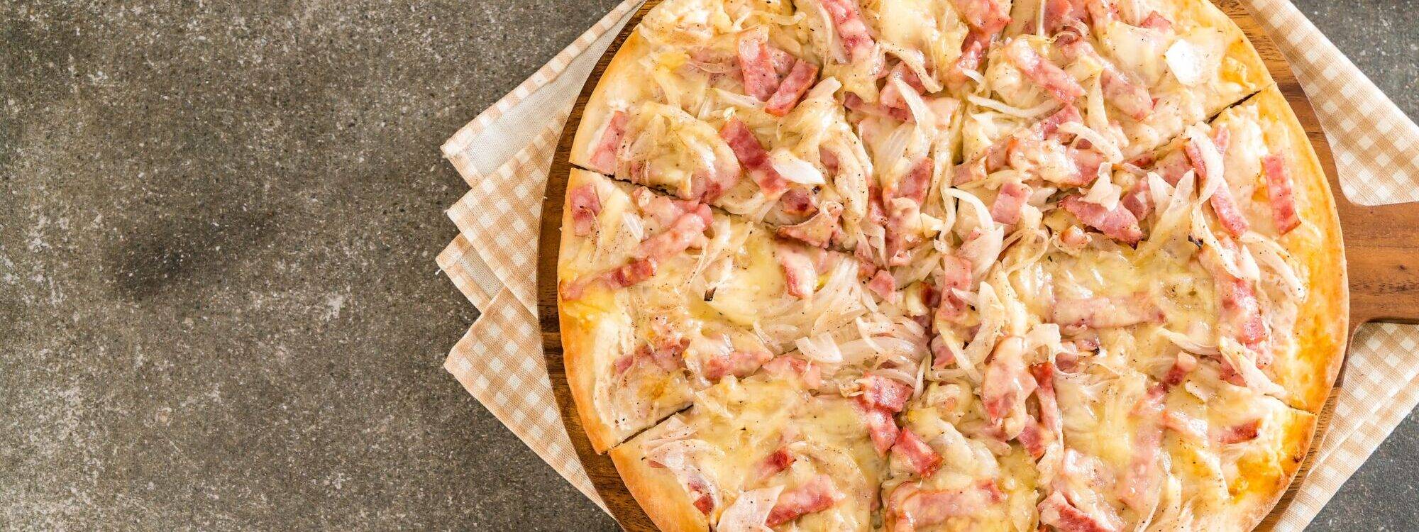 Qu&#8217;est-ce que la tarte flambée alsacienne ?0 Sainte-Marie-aux-Mines